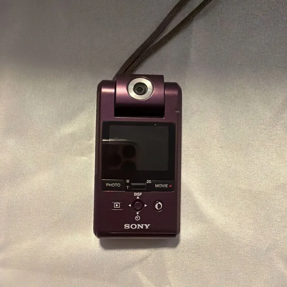 Sony Webbie HD MHS-PM1 5.0MP Camera Purple w/ Battery Not tested As is
